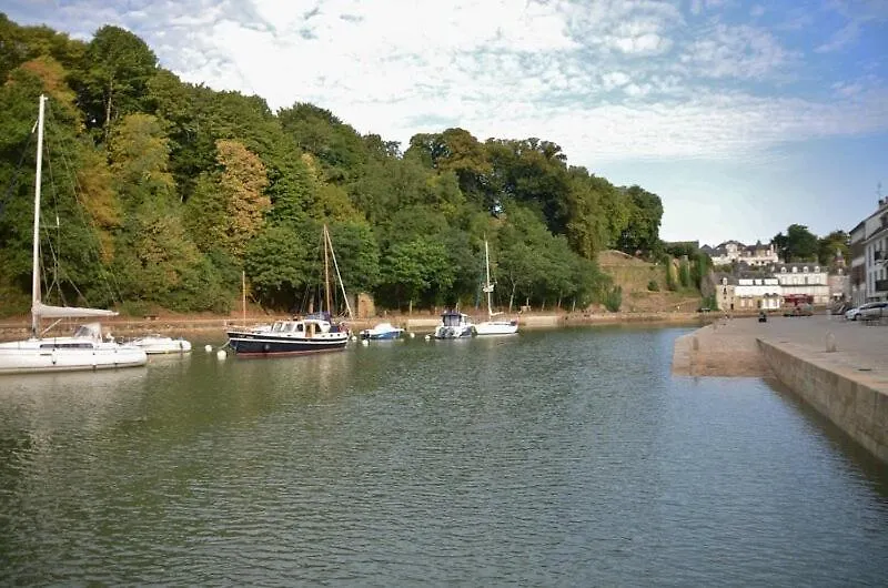 Tres Bel Appartement Avec Superbe Vue Sur Le Port De Saint Goustan Auray France