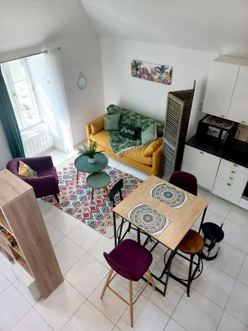 Tres Bel Appartement Avec Superbe Vue Sur Le Port De Saint Goustan Auray