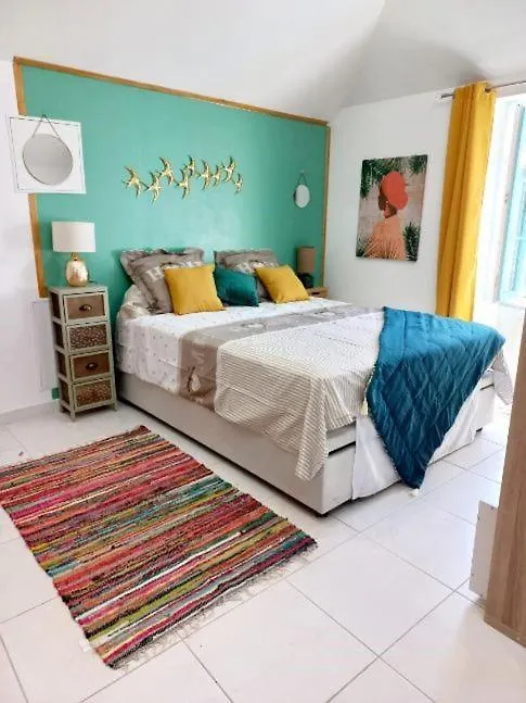 Superbe appartement sur le Port de Saint Goustan Auray 0*,  France
